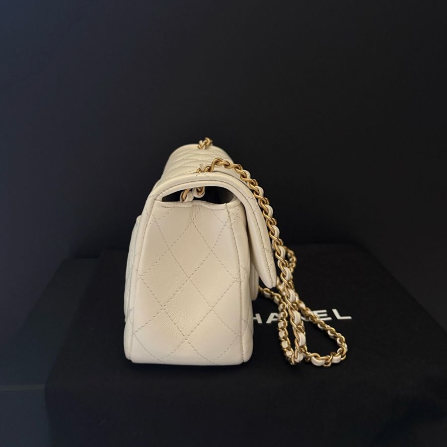 香奈兒CHANEL Mini Rectangle Pearl Crush 白色金球方胖 2026年 芯片-2