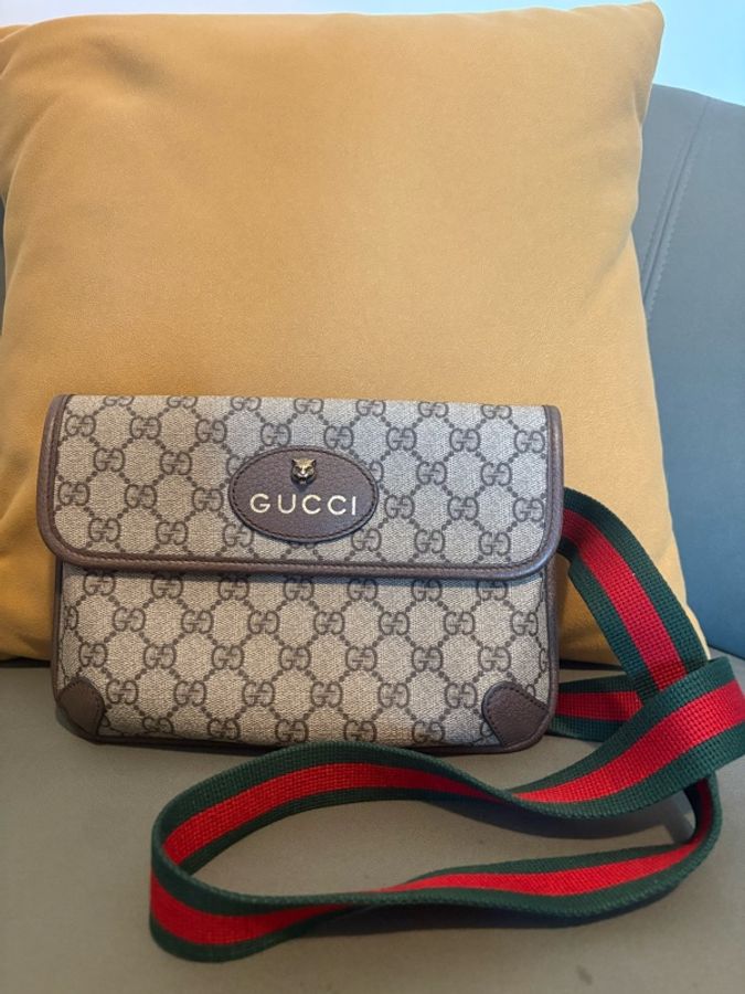 GUCCI 古馳 經典老花虎頭腰包 胸包 斜背包 男女適用 八成新 無附件-0