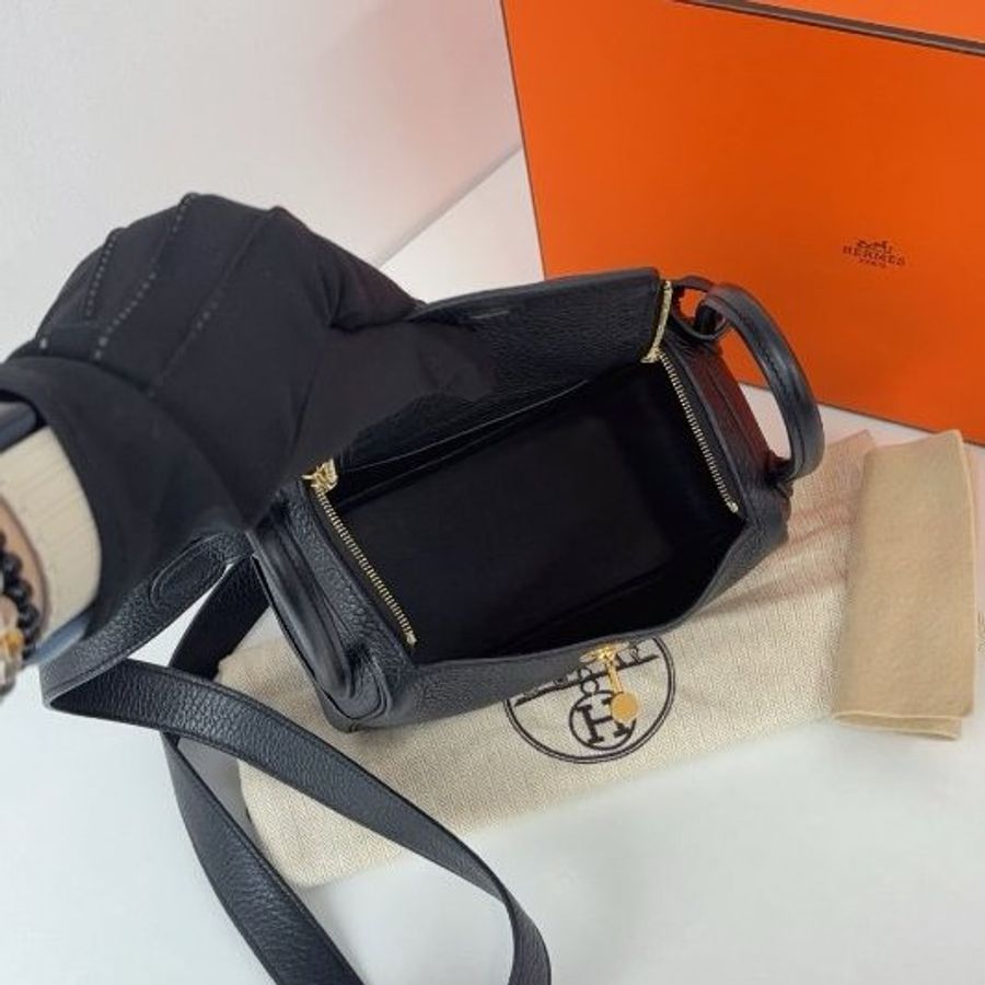 閒置新 Hermes愛馬仕 Mini Lindy 黑色金扣-7