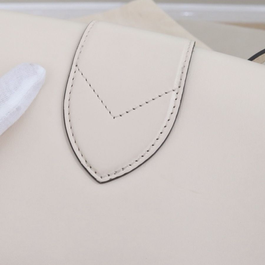 Louis Vuitton 路易威登 Pont 9 斜挎包,奶油白,尺寸23*15*8,配件防塵袋-10