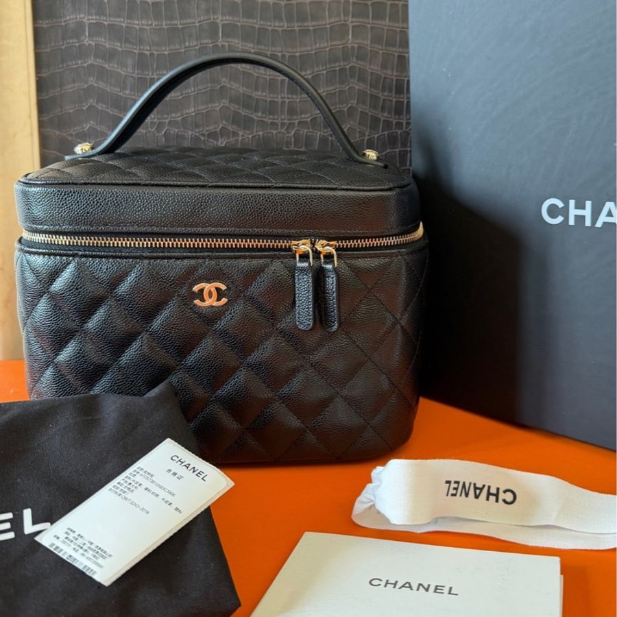99新 Chanel香奈兒黑色荔枝紋收納包化妝包 配塵袋-0