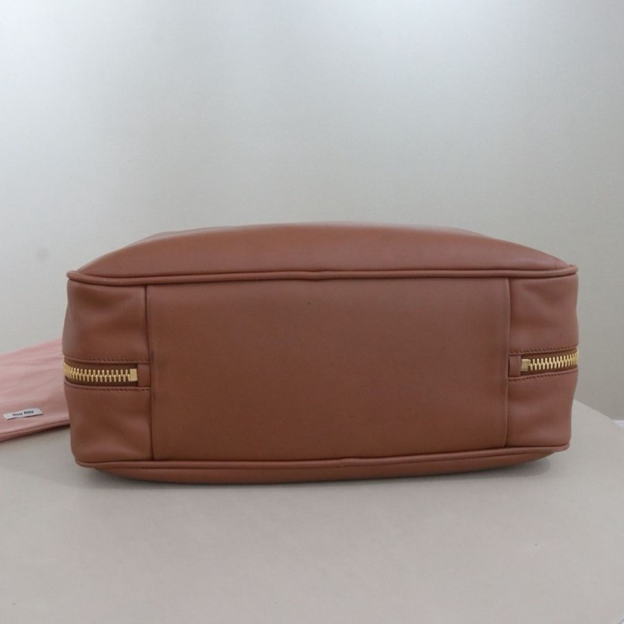MiuMiu 繆繆 Beau全皮手提保齡球公文包,乾邑色 ,芯片款 尺寸34*10*23cm,配件防塵袋-2