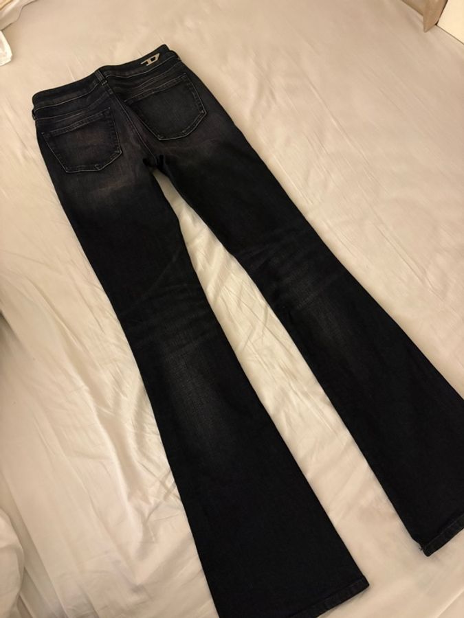 Diesel 低腰微喇叭牛仔褲 W23|2024款 正品-5