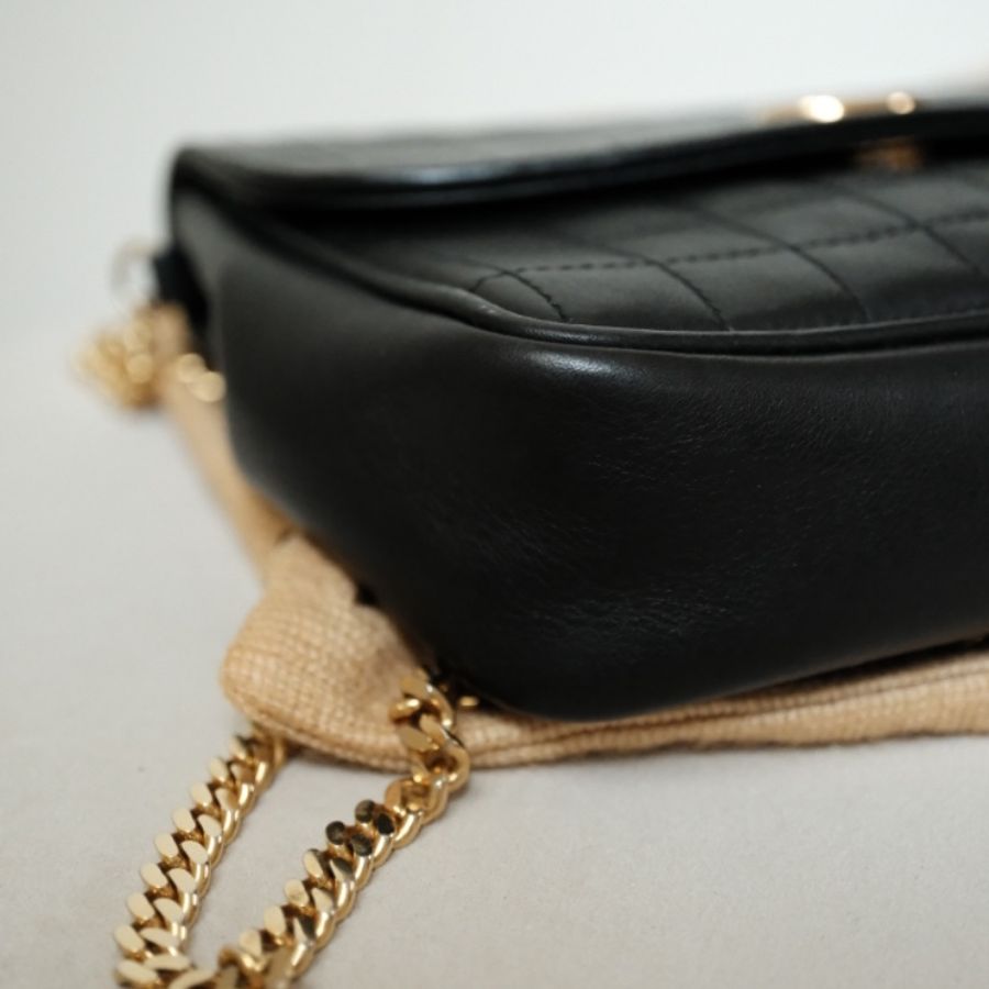 Celine Vintage 1980s 經典黑金方格壓紋 橢圓凱旋門小羊皮金鍊包-4