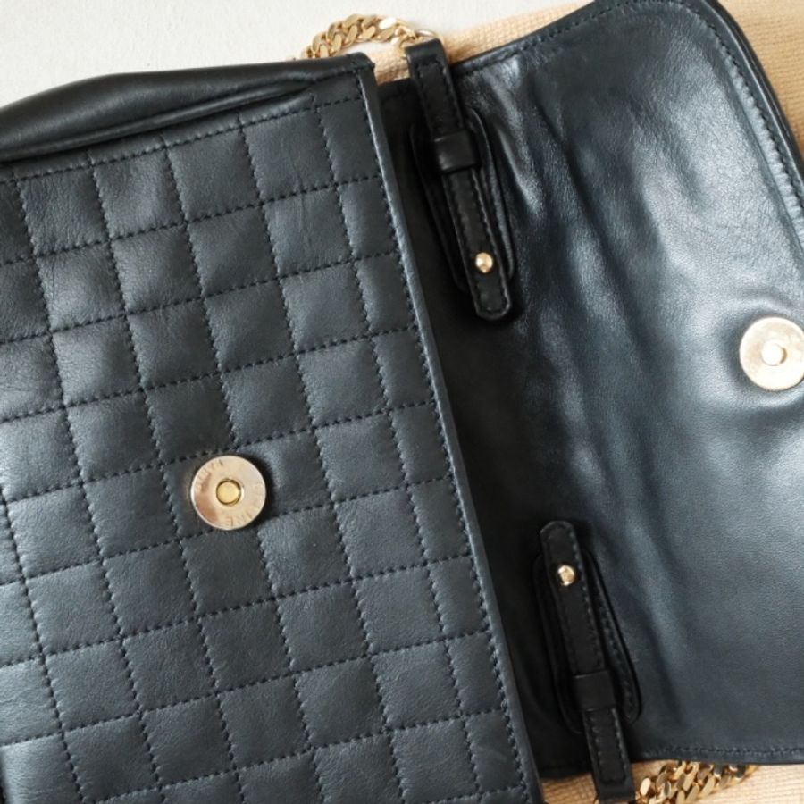 Celine Vintage 1980s 經典黑金方格壓紋 橢圓凱旋門小羊皮金鍊包-7