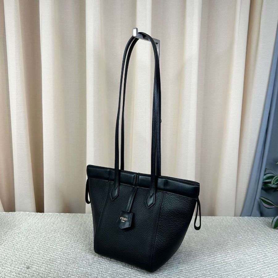 Fendi origami黑色摺紙包 14×14×19cm 99新配件塵袋-6