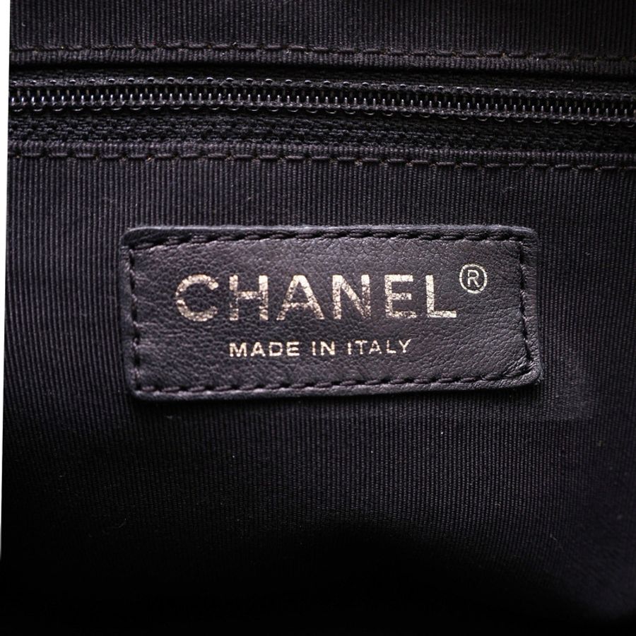 CHANEL 香奈兒 Petit Timeless Tote PTT 肩背包 黑色 荔枝紋牛皮 金扣 A18004-3