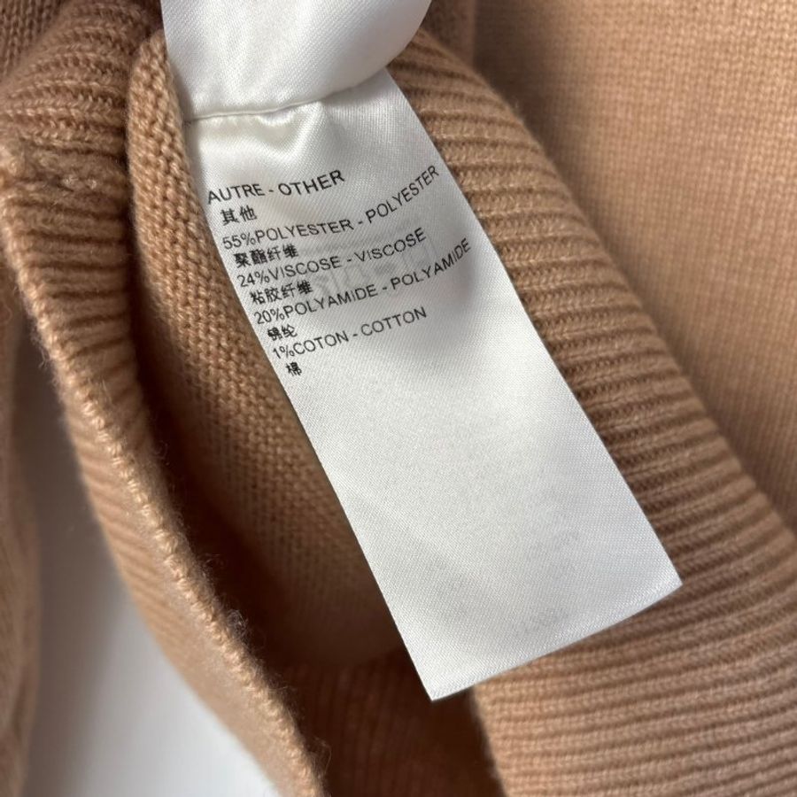 M號 ::LOIUS VUITTON:: LV 1ABYR7 鏈帶細節貼章米沙色毛衣-23