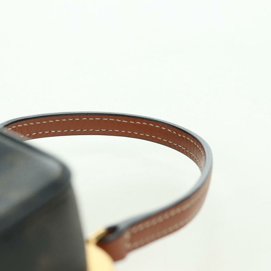【日本直送】CELINE Triomphe Macadam 帆布迷你化妝箱 PVC 皮革 黑色 正品 179589M-7