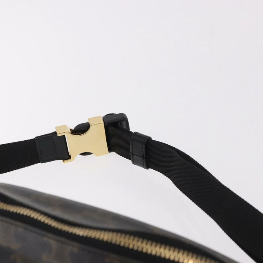 【日本直送】CELINE Triomphe 腰包 PVC 黑色金色 正品 183105M-7