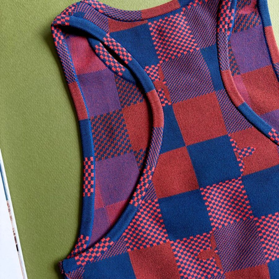 ::Louis Vuitton:: 經典拼色格紋 坦克運動背心 短褲 套裝 Red Monogram Damier Knit Sports Cropped Tank-8
