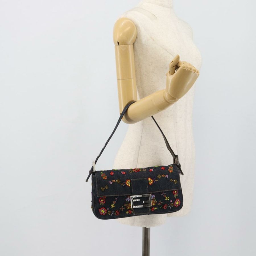 【日本直送】FENDI 牛仔布串珠 Mamma Baguette 單肩包 多色 藍色 正品 yk20706SAM-24