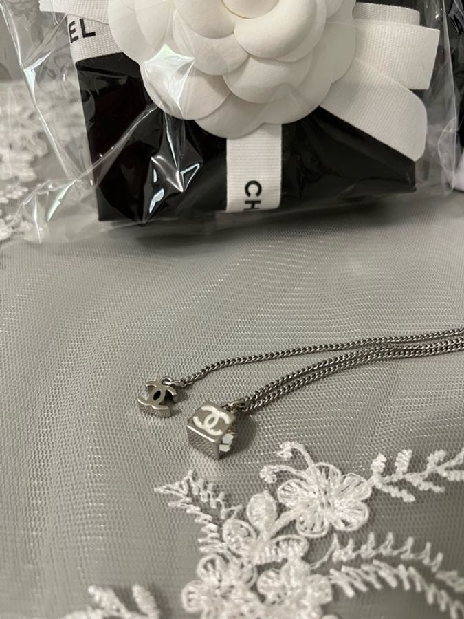 CHANEL 香奈兒《全新》25C Cube 小方糖雙C項鍊 銀色|雙面Logo|可調式長短鍊 提供台灣購證-23
