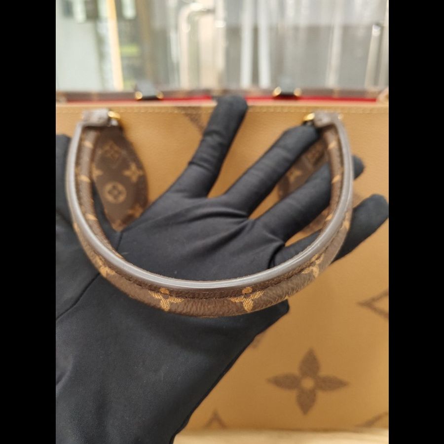 Lv on the go mm-10