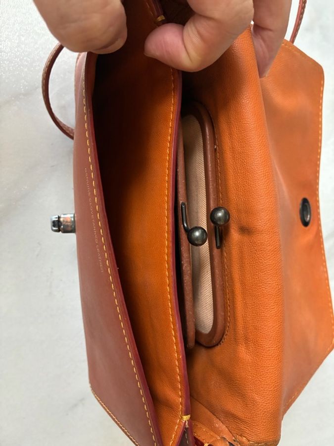 ⏰最終特價品⏰👜Coach Dinky👜棕色手套鞣製皮革手袋背包-11