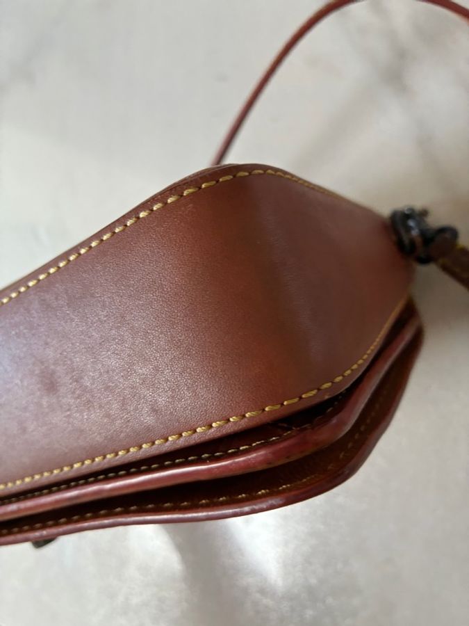 ⏰最終特價品⏰👜Coach Dinky👜棕色手套鞣製皮革手袋背包-24