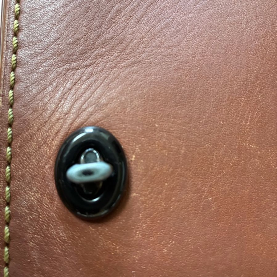 ⏰最終特價品⏰👜Coach Dinky👜棕色手套鞣製皮革手袋背包-28