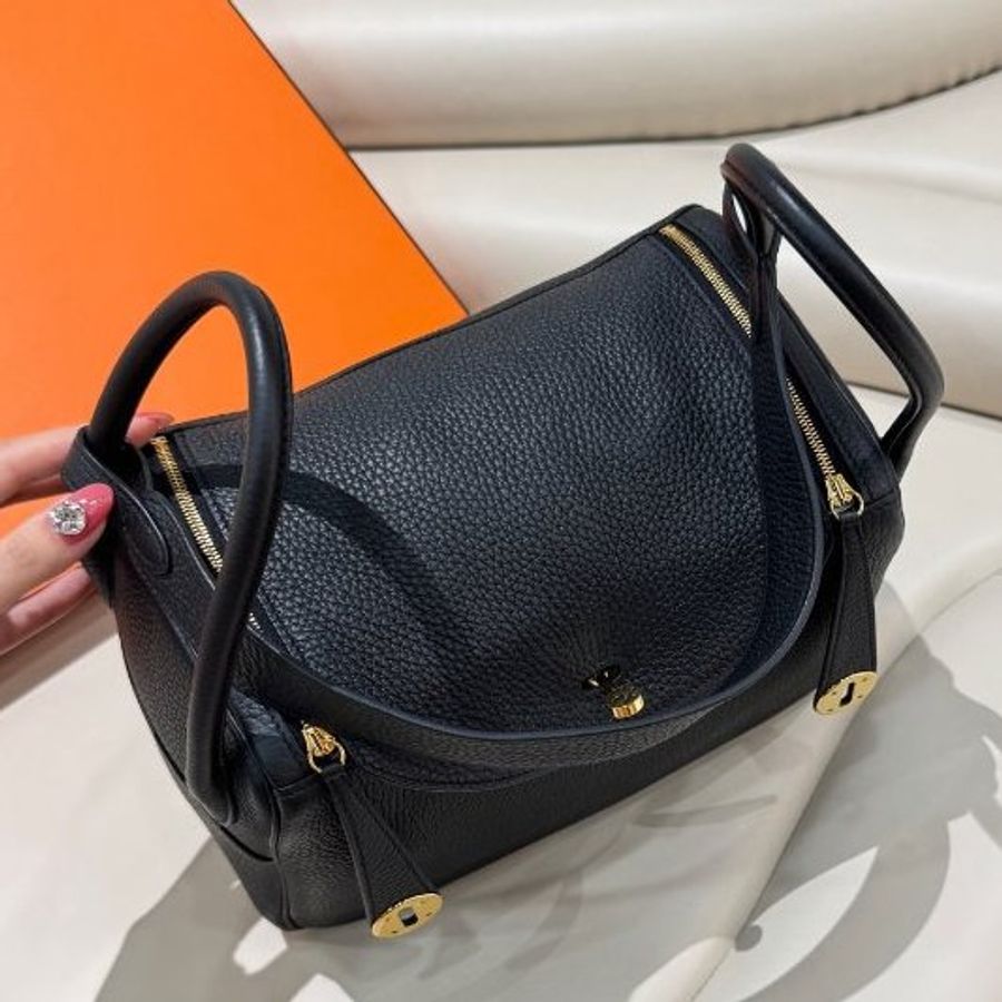 近新品 Hermes愛馬仕 黑金Lindy26-3