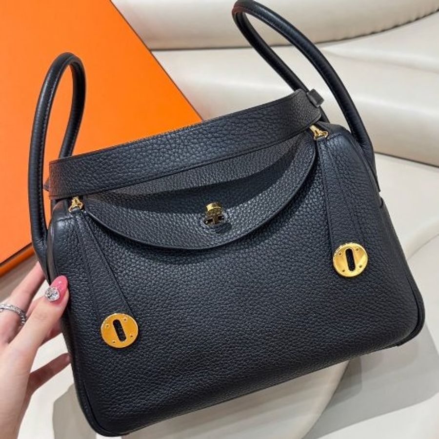 近新品 Hermes愛馬仕 黑金Lindy26-5