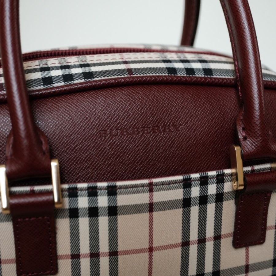 Burberry 經典 House Check 格紋拼接酒紅十字紋皮革波士頓包 / 保齡球包-1