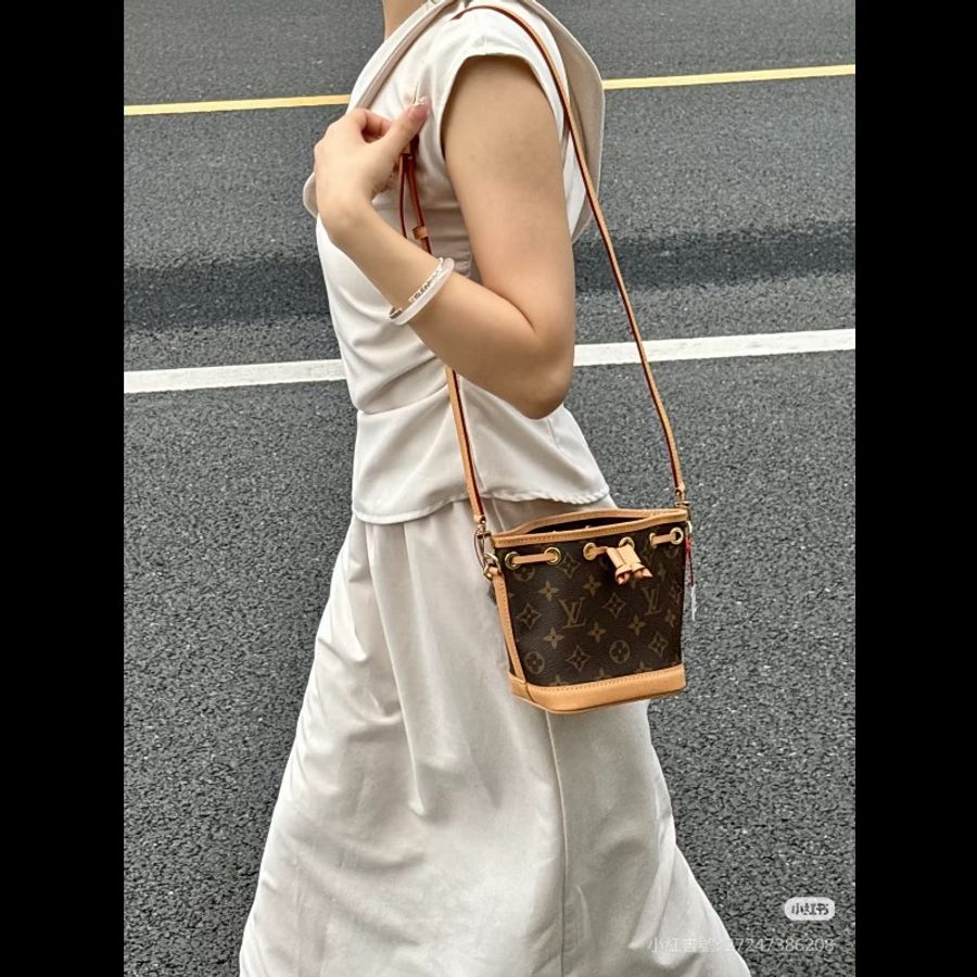 LV路易威登 nano noe 老花手提手柄小水桶包
閒置新✨️-0