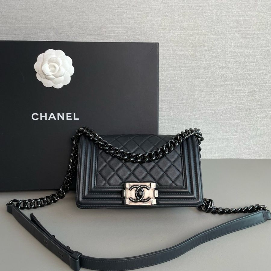 Chanel香奈兒 leboy 小號
so black黑色牛皮 斜挎包
98新✨️-2