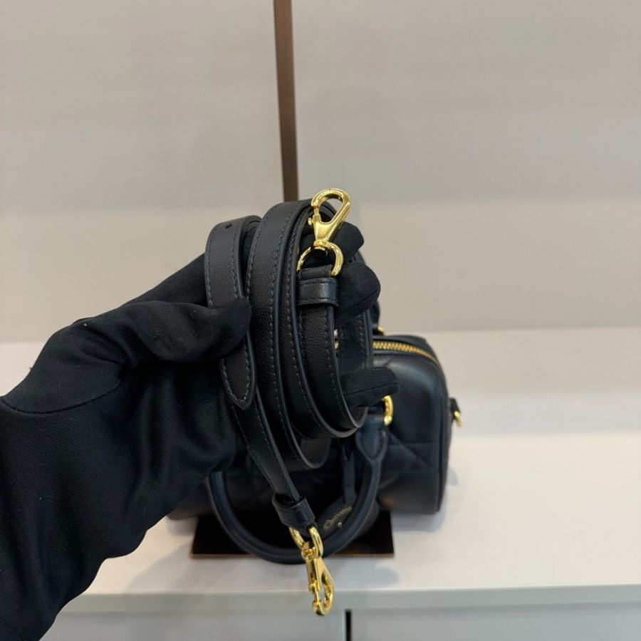 迪奧/Dior Dior Groove 16 迷你手袋 黑色牛皮革超大藤格紋 黑金波士頓手提包斜挎包-8