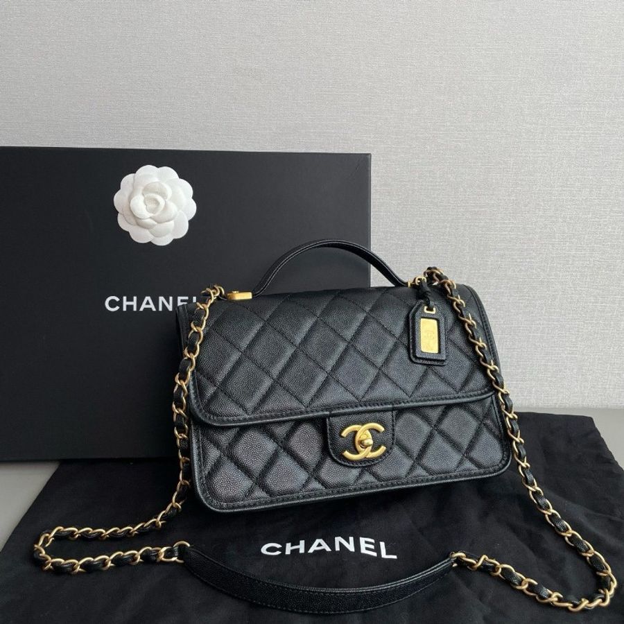 Chanel香奈兒22k黑金荔枝皮手柄郵差包
99新✨️-3