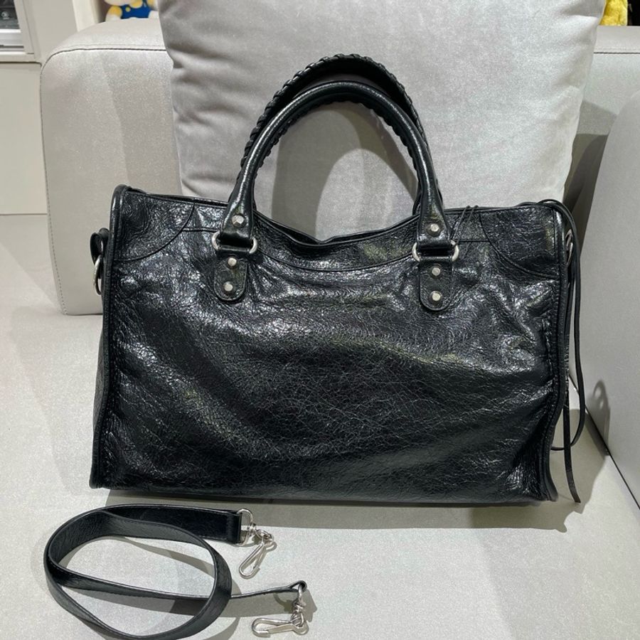 Balenciaga巴黎世家 lecity中號黑色銀釘黑銀機車包手提包斜挎包-1