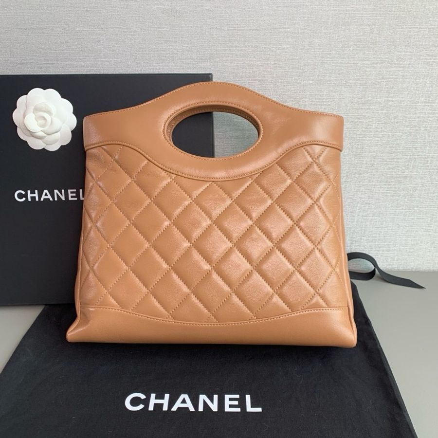 Chanel香奈兒 奶茶色金扣31bag小號
手提單肩包
98新✨️-1