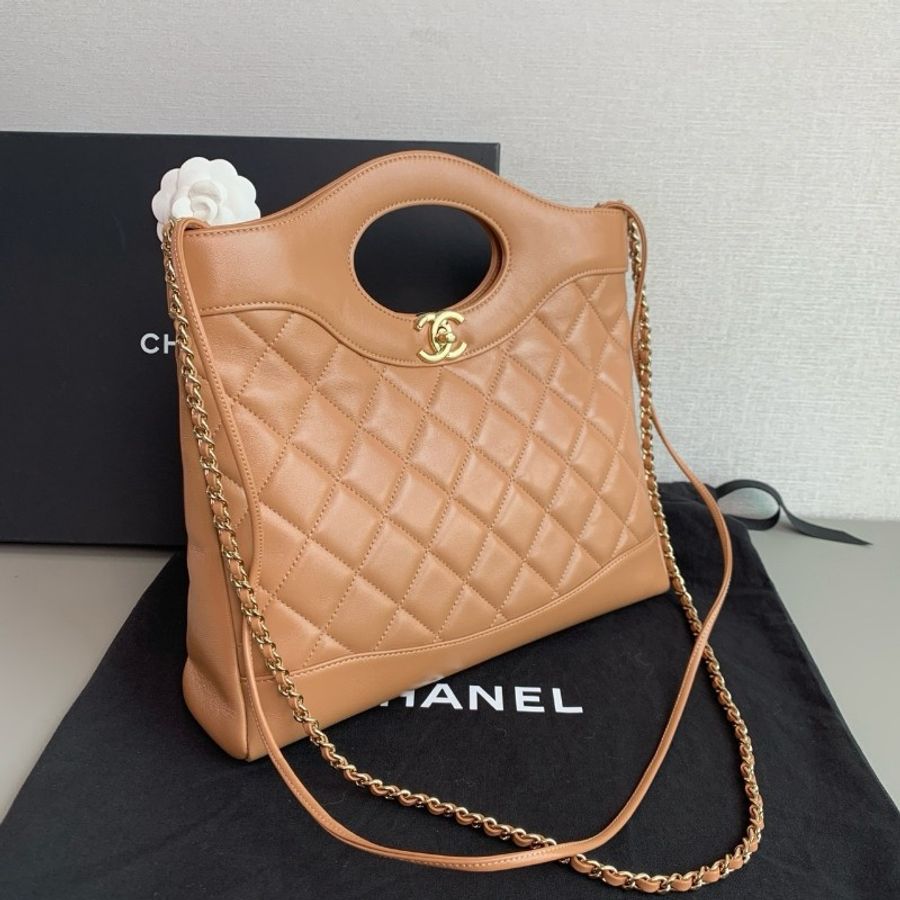 Chanel香奈兒 奶茶色金扣31bag小號
手提單肩包
98新✨️-3