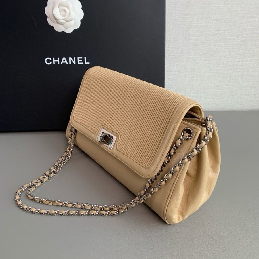 Chanel香奈兒中古款2.55米色銀扣單肩斜挎包
98新✨️-3