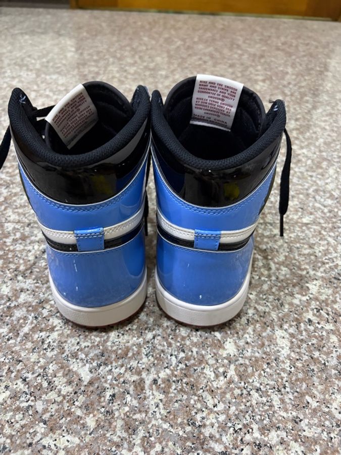 AJ1 Retro High OG Fearless US10.5-2