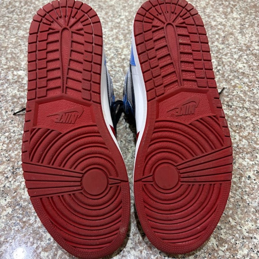 AJ1 Retro High OG Fearless US10.5-7