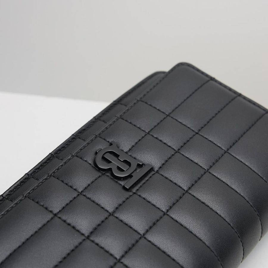 Burberry Lola woc so black斜背包-3