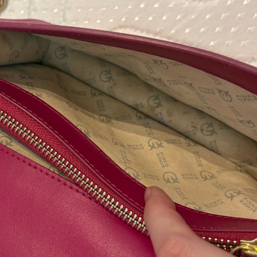 Pinko Love Bag 桃紅色燕子金扣鍊包-7
