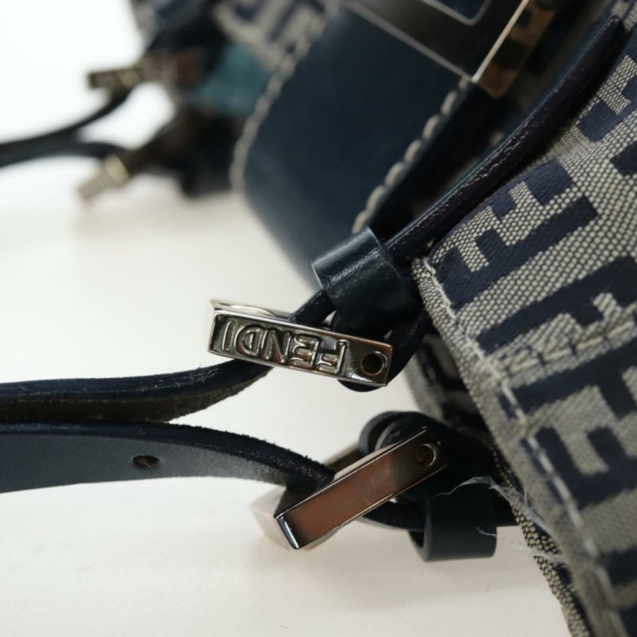 【日本直送】FENDI Zucchino帆布Mamma Baguette手袋 海軍藍 銀色 正品 192983V-9