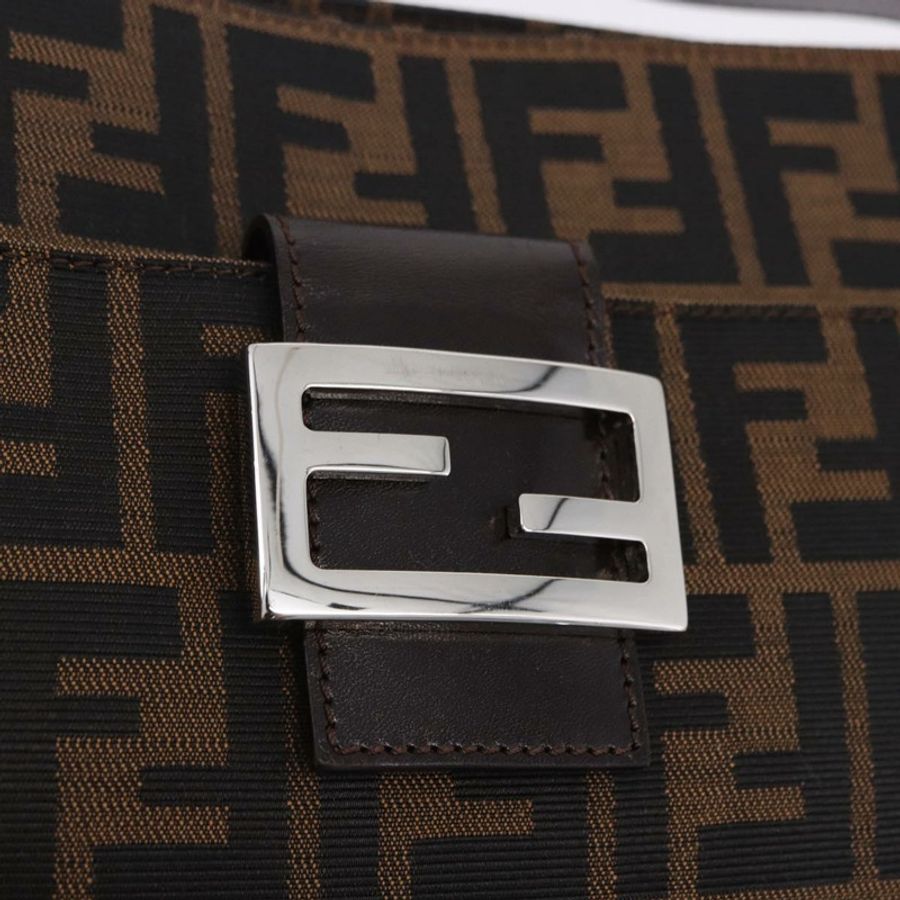 【日本直送】FENDI Zucca帆布Mamma Baguette單肩包 黑色棕色 正品 am12180V-18