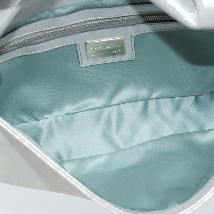 【日本直送】FENDI 鑲鑽媽媽法國棍包 皮革 銀色 8BR600 正品 yk20705SM-9