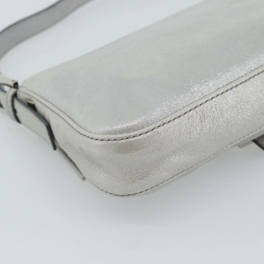 【日本直送】FENDI 鑲鑽媽媽法國棍包 皮革 銀色 8BR600 正品 yk20705SM-15