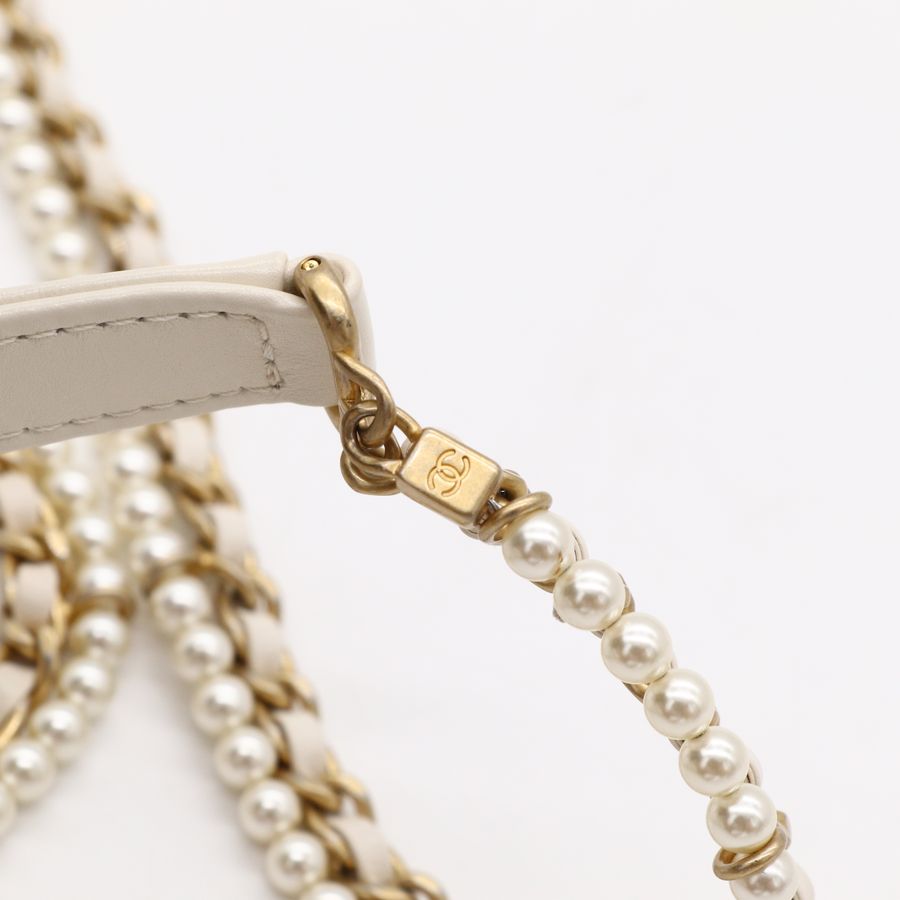 Chanel 香奈兒CF 20 cm 米白 羊皮 復古金釦 小珍珠背帶 細鏈條 斜挎包 單肩包-19