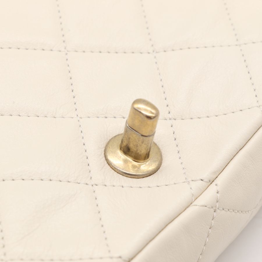 Chanel 香奈兒CF 20 cm 米白 羊皮 復古金釦 小珍珠背帶 細鏈條 斜挎包 單肩包-21