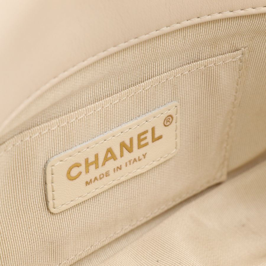 Chanel 香奈兒CF 20 cm 米白 羊皮 復古金釦 小珍珠背帶 細鏈條 斜挎包 單肩包-25