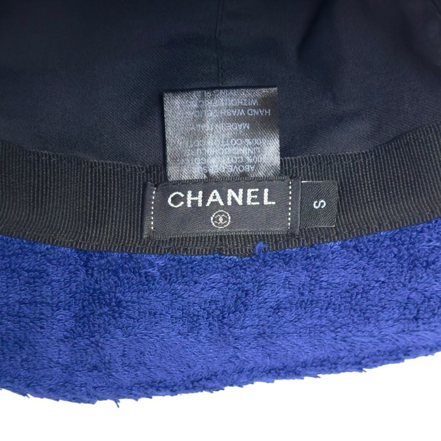 CHANEL CC Coco Beach 漁夫帽-11