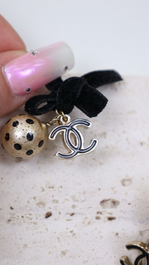 Chanel 07年波点珍珠蝴蝶结cc耳钉-2