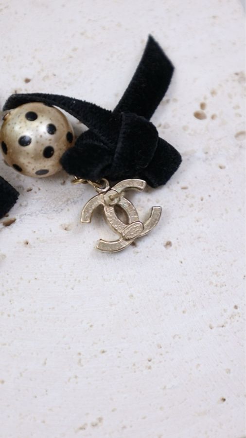 Chanel 07年波点珍珠蝴蝶结cc耳钉-4