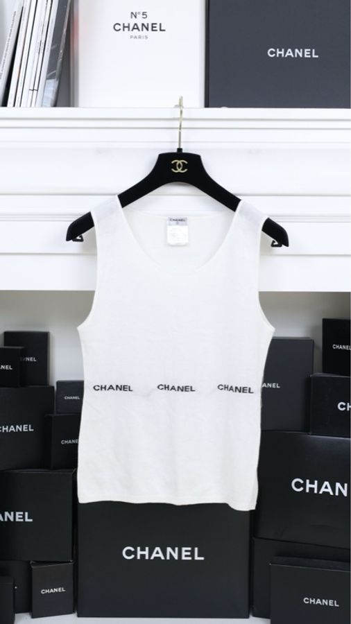 Chanel 04年黑白字母背心上衣-0