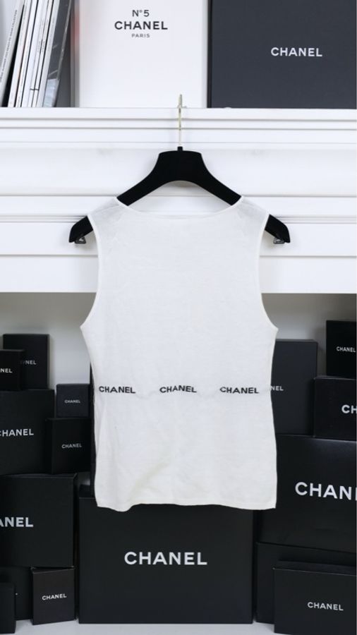 Chanel 04年黑白字母背心上衣-1