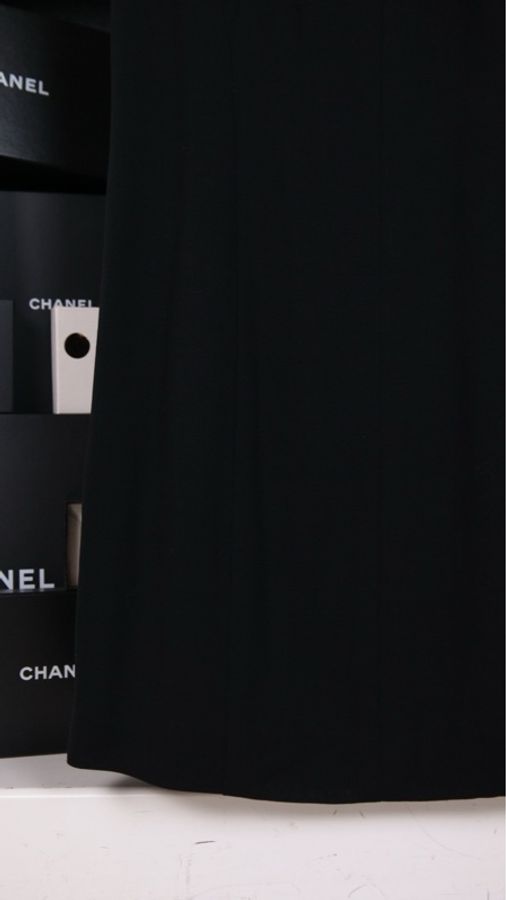 Chanel 06年秀款黑色毛毛滚边网纱无袖连衣裙-27