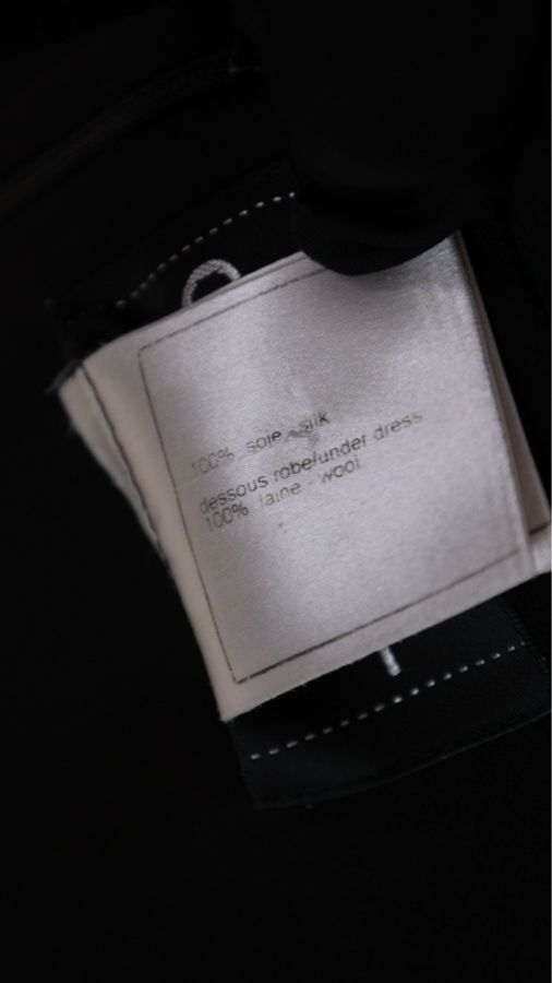 Chanel 06年秀款黑色毛毛滚边网纱无袖连衣裙-49